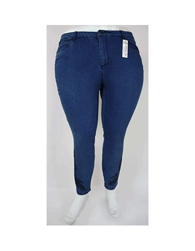Jean-talla-grande-18-skinny-flor-en-la-bota-R0413