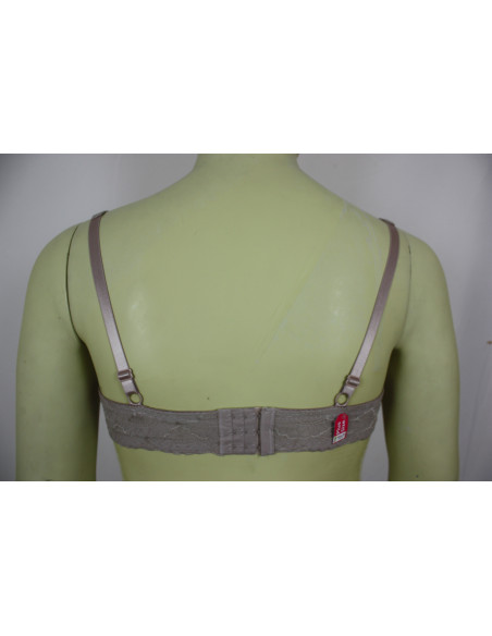 Brassier-talla-grande-40D-busto-pesado-encaje-beige-R0432