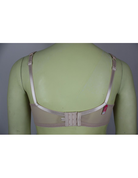 Brassier-talla-grande-40D-busto-pesado-camisetero-beige-IZOD-R0435