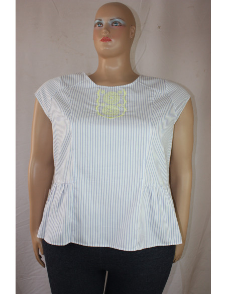 Blusa-talla-grande-gordita-4XL-blanca-con-rayas-azul-claro-manga-corta-LANE-BRYANT-R0643
