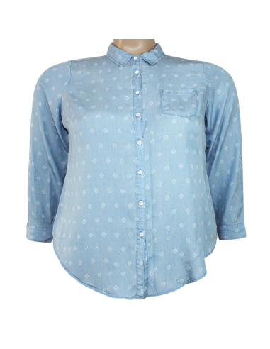 Blusa-talla-grande-gordita-2XL-tono-azul-claro-con-diseño-de-flores-blancas-WESTPORT-R0705
